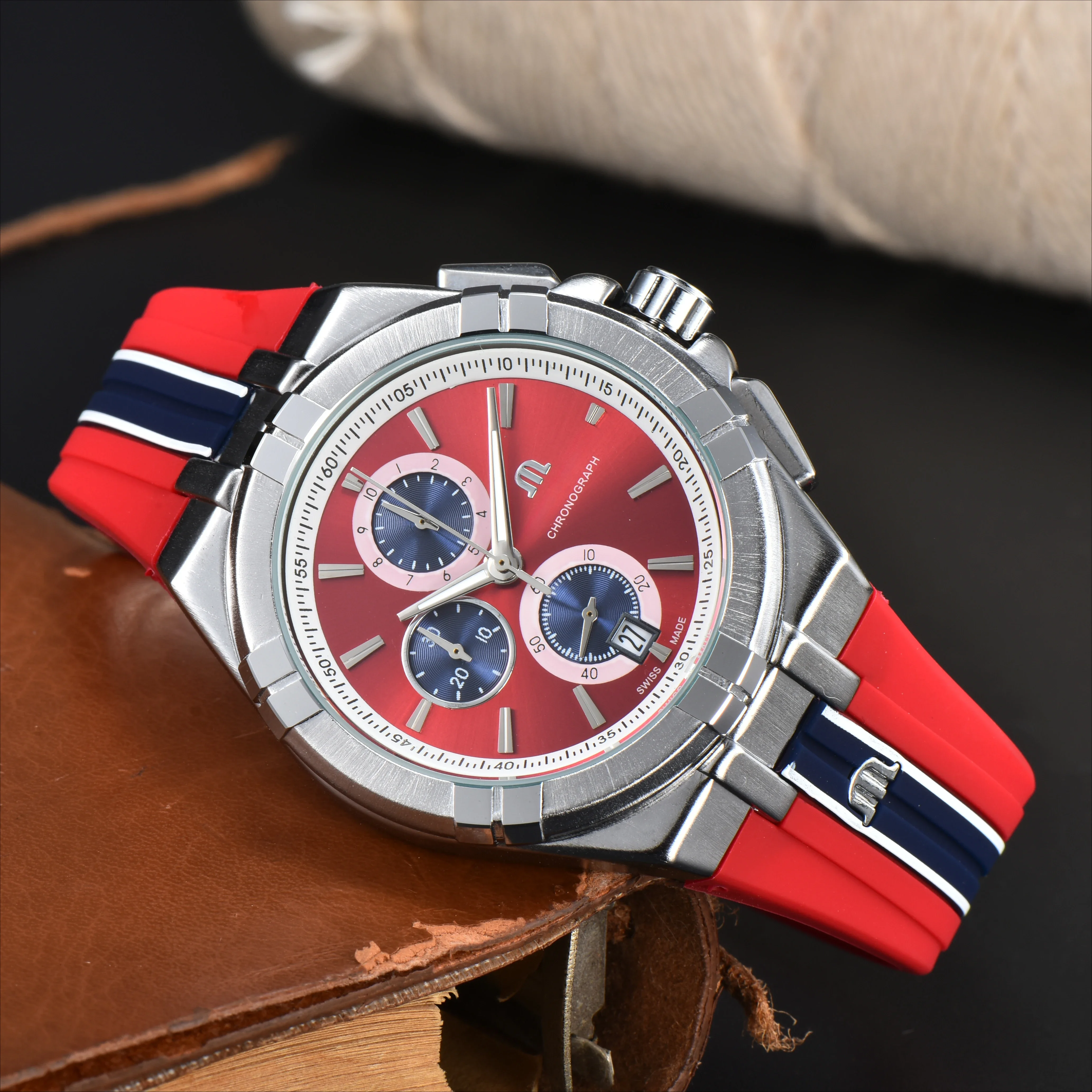 الاتجاه العلامة التجارية الرياضية نمط رجل الساعات التلقائية ساعات المعصم الميكانيكية التقويم الكلاسيكي عالية الجودة الأعمال عارضة المرأة ووتش