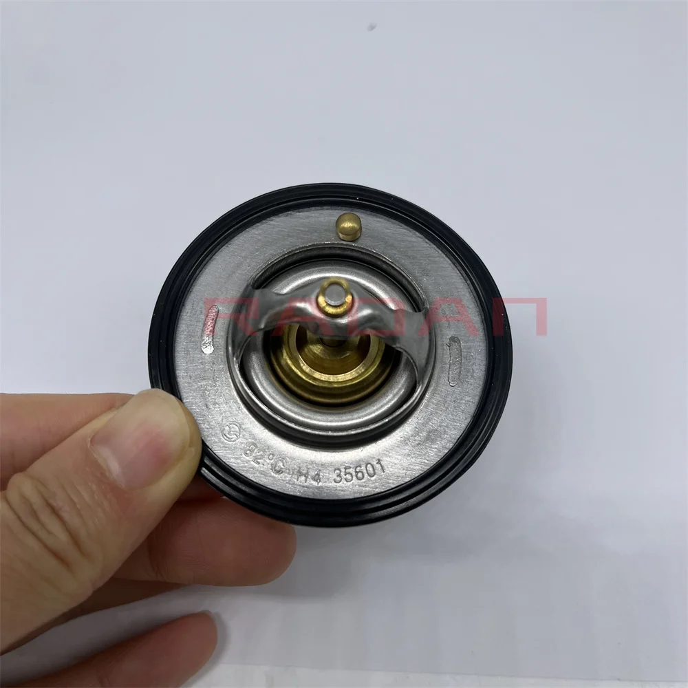 Original Quality   Thermostat for Geely GC5 515 GC6 EC7 FC JLB-4G15 Engine view 5