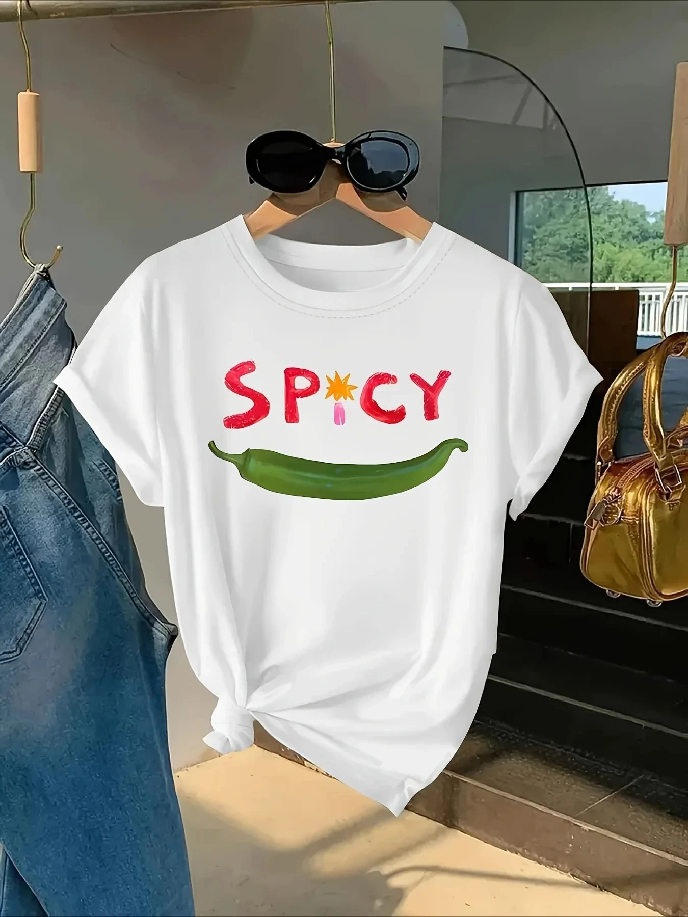 

Summer Women's Top Spicy Green Pepper Printed Short Sleeved Fresh Style T-shirt Round Neck Women's Summer Casual Clothing