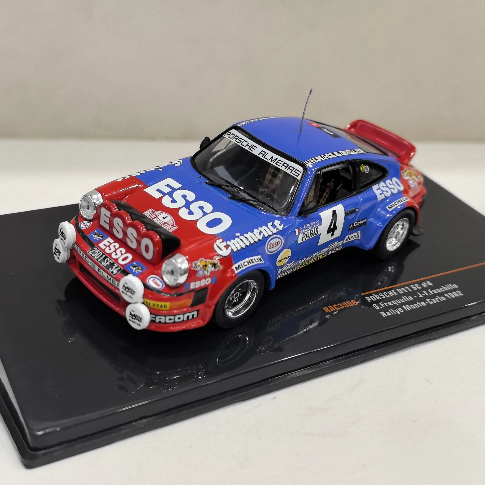 

Diecast IXO 1:43 Scale Porsche 911 SC 1982 #4 Porsche Racing Alloy Car Model Collectible Toy Gift Souvenir Display Ornament