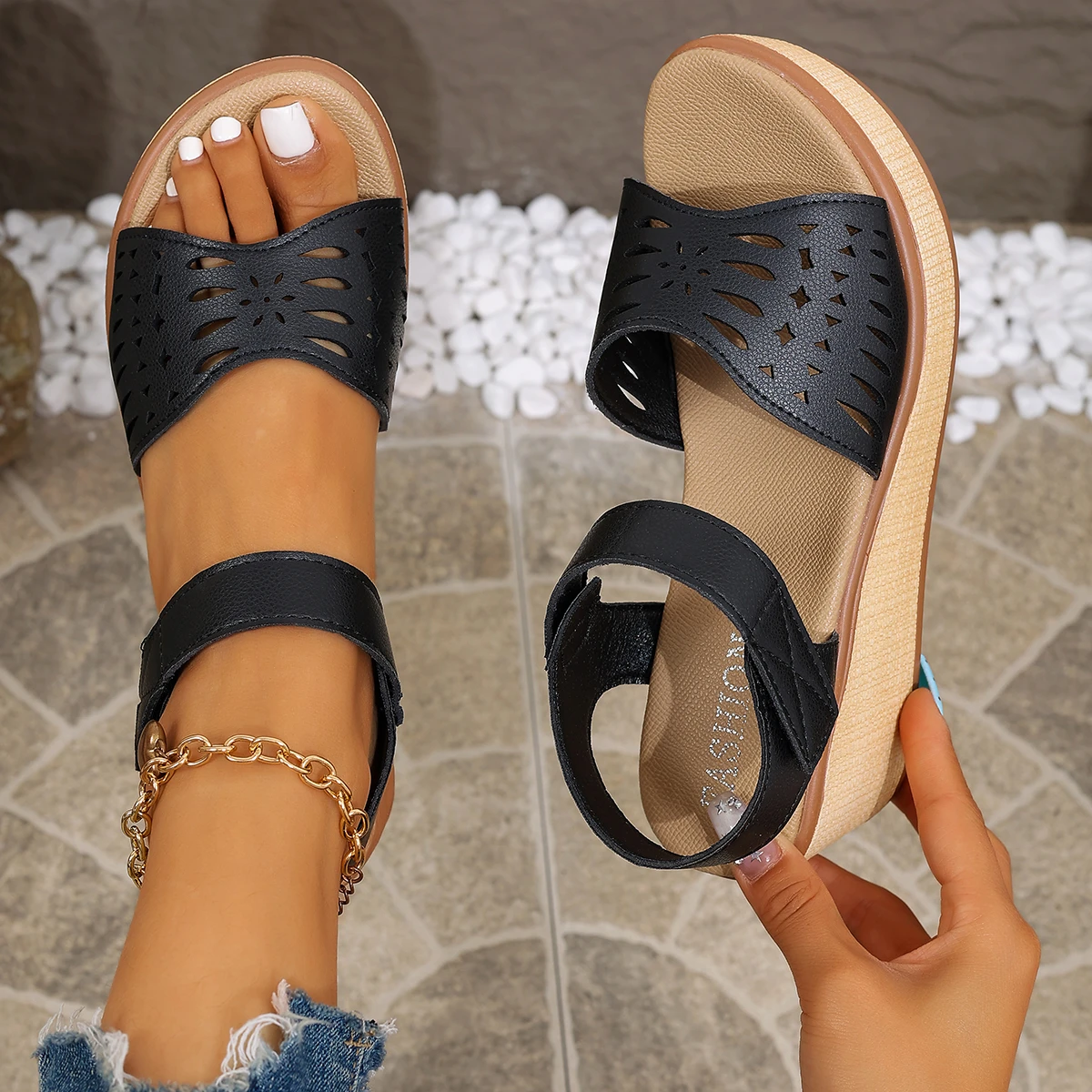 Damen-Keilsandalen mit Blumenmuster 2026 – Sommer-Plateau-Sandalen mit klobigem Absatz, offener Zehenpartie, Strand- und Freizeitschuhe für Outdoor
