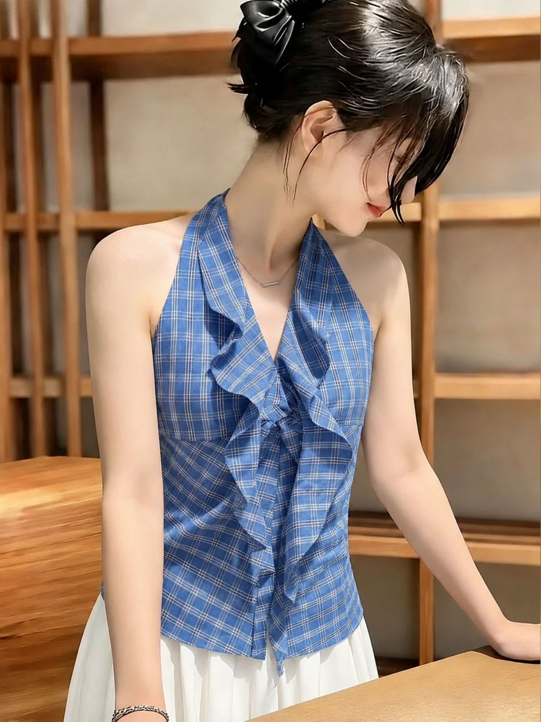 

Slim Fit V-Neck Plaid Tank Top Women's Summer Fashion Design Hanging Neck Backless Sexy Shirt Korean Style Commute Silk