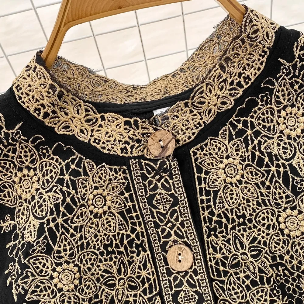 Vestido camisero con cuello levantado para mujer, traje Vintage de gasa con bordado de flores y cinturón negro de una sola botonadura, alta calidad, otoño, 2024