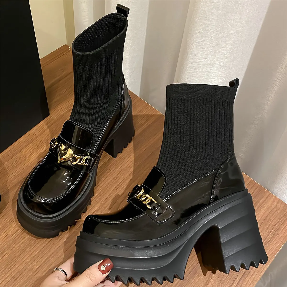 

Winter Warm Creepers Women Genuine Leather Chunky Highs Heel Ankle Boots Female Knitting Round Toe Platform Pumps Casual Shoes