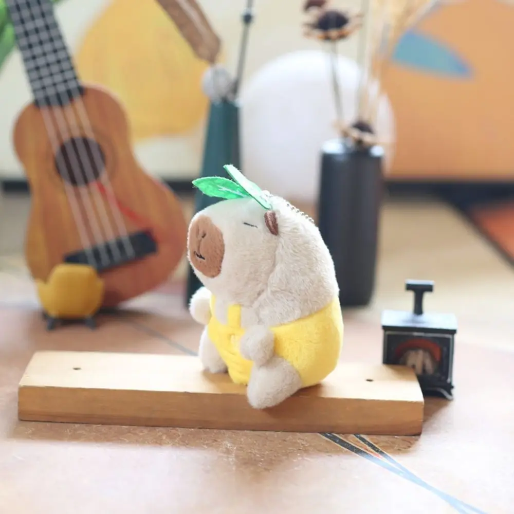 Nuevo colgante de felpa de capibara de dibujos animados, juguetes de peluche de verano, bolso colgante, accesorios para mochila escolar, abrigo, llavero de coche, regalos