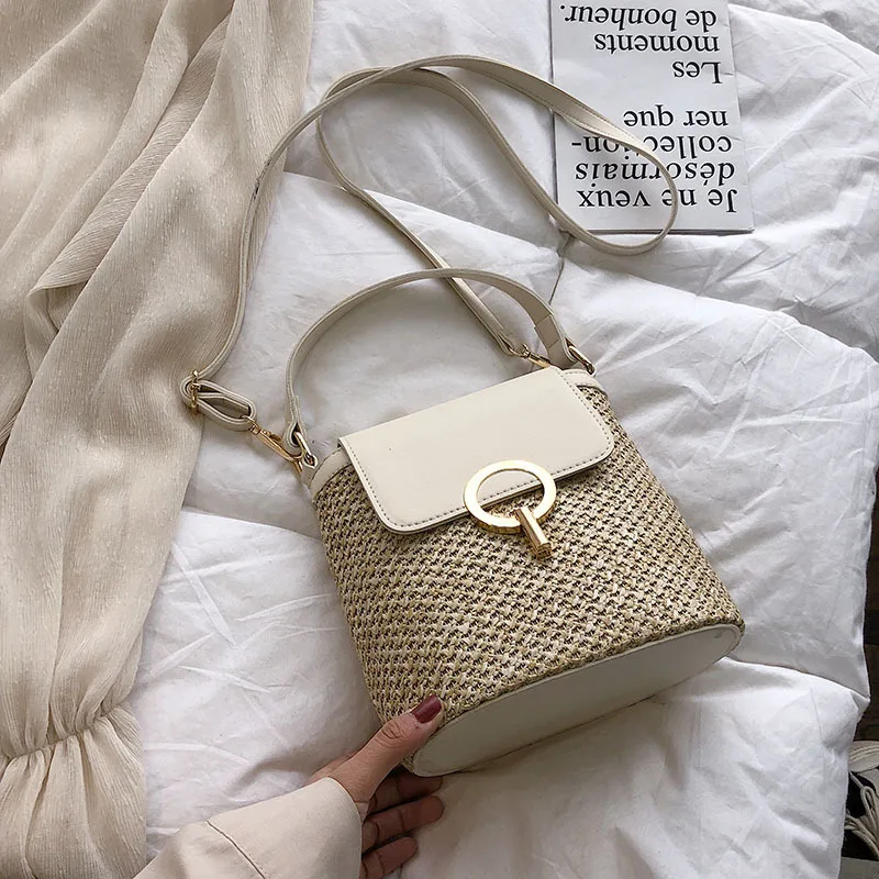 

Beach Lady Travel Purses and Handbags Casual Chains Straw Bucket Bags Women Summer Messenger Bag Rattan Bags Shoulder Bag Bolsa