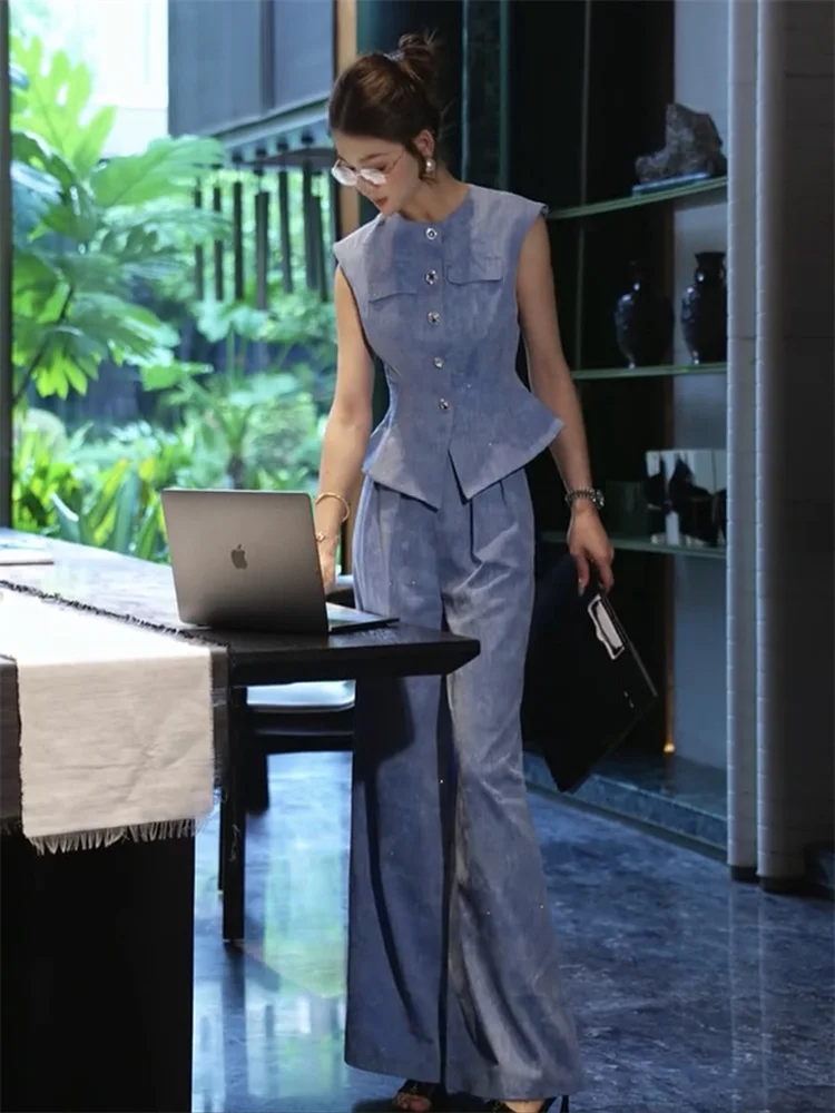 

Elegant Two Piece Outfits Woman Fashion O-Neck Sleeveless Button Shirts And High Waisted Zipper Pockets Shorts Sets