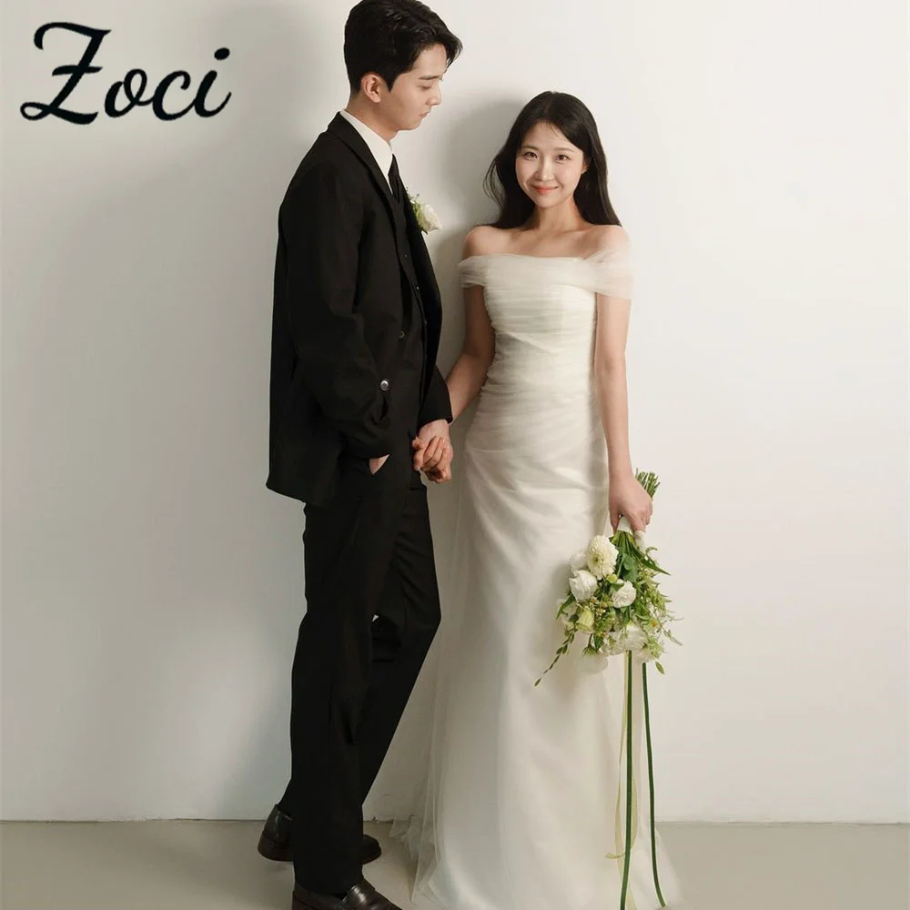 

Zoci Elegant Off Shoulder Korea Wedding Dresses Customized Pleats Boat Neck Mermaid Bride Dress Photos Shoot Corset Bridal Gown