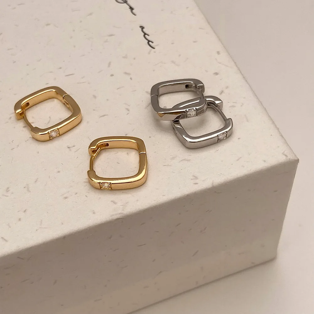 

Geometric Zircon Square Hoop Earrings for Women Minimalist 925 Silver Needle Zirccon Earrings Trendy Jewelry Accessories