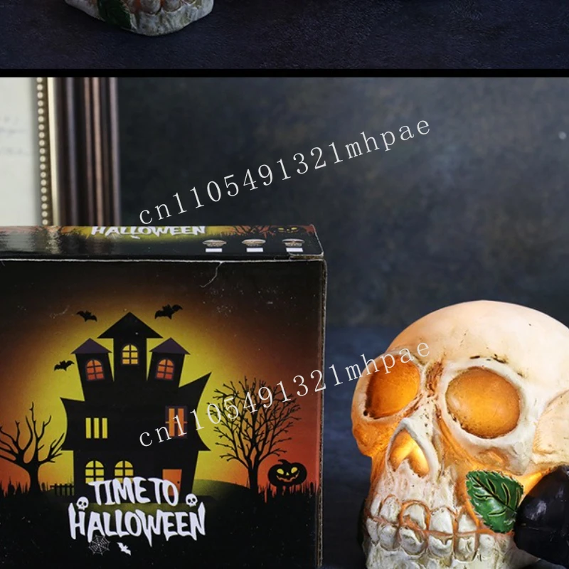 New Halloween Luminous Resin Skull LED Horror Skull Prop Halloween Decoration