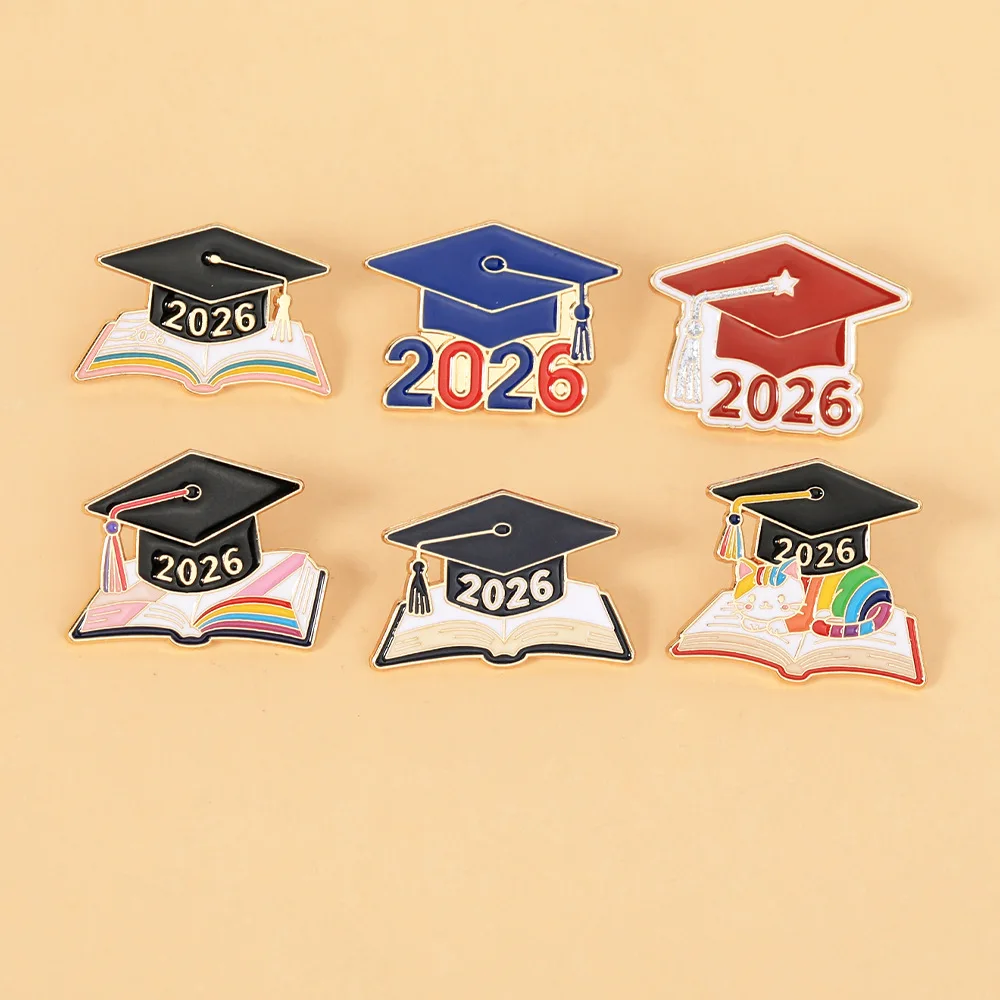 Academic Achievement Pin  Graduate Badge 2026 Brooches Collectible Alloy Cap Pin For Students Teachers Graduation Party