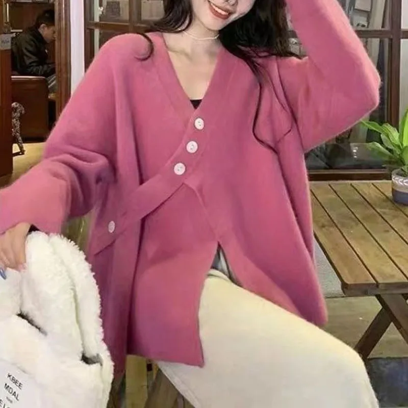 2023 New Autumn Fashion Solid V-Neck Split Small and Unique Design Sense Long Sleeve Temperament Commuter Mid length Sweater