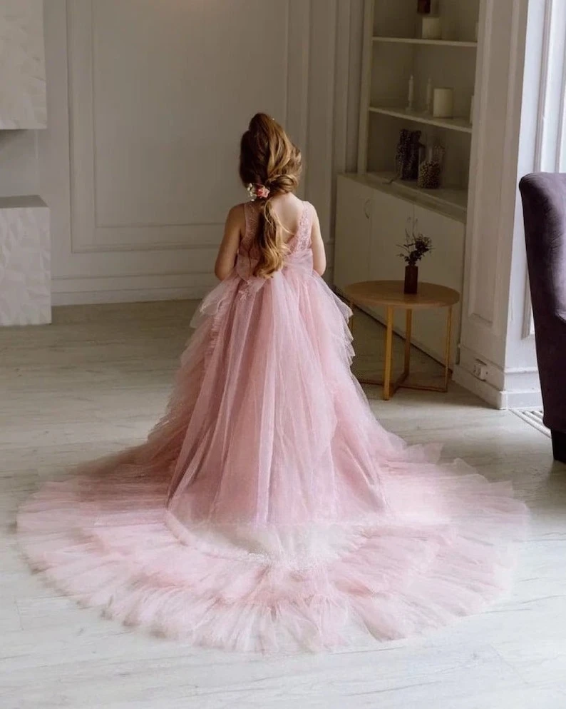 

Flower Girl Dress Toddler with Train Lace Tutu Dress Tulle Holy Communion Baby Dress Pageant Dresses for Girls Ball Gown