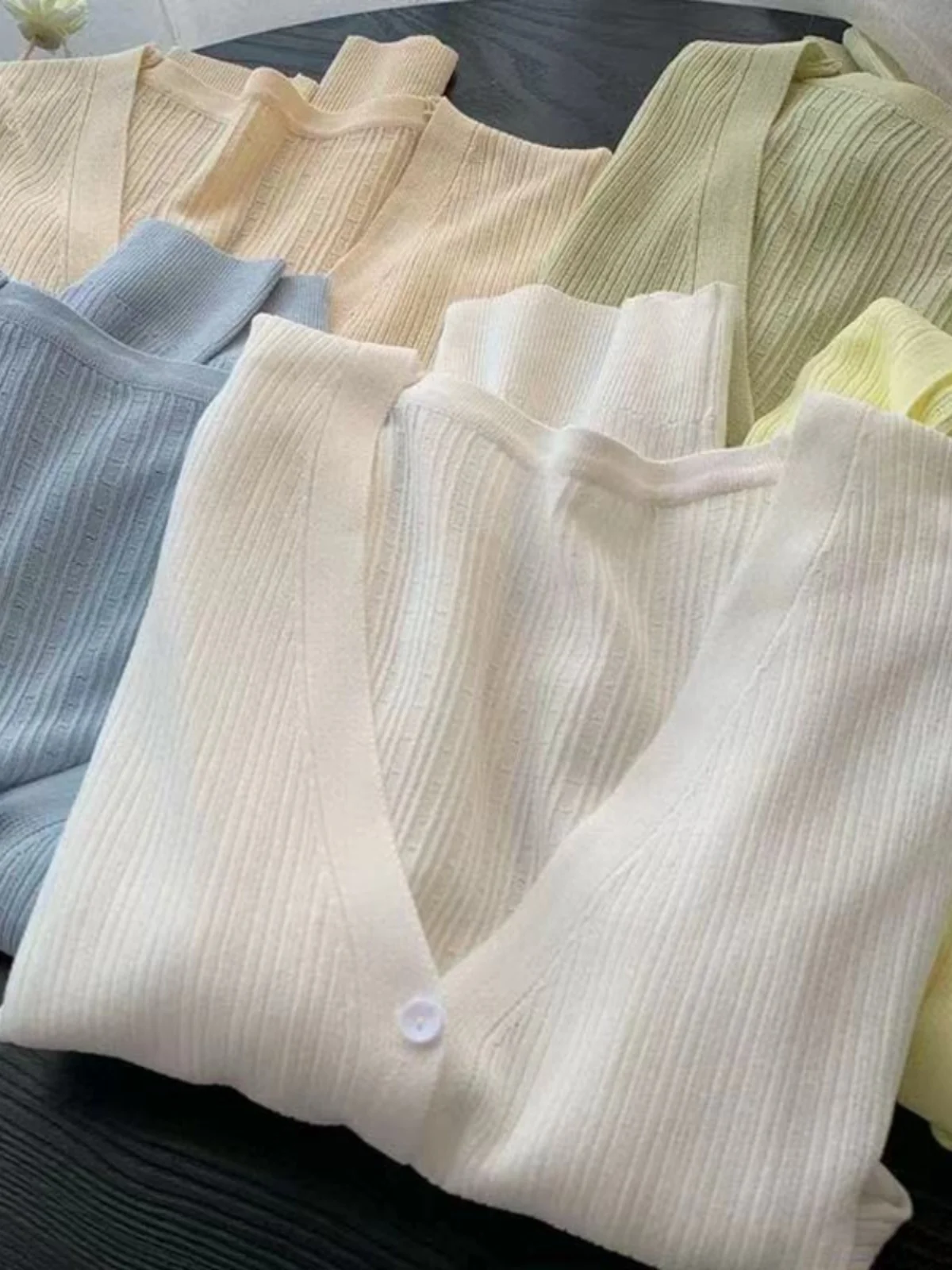 

Thin Knitted Ice Silk V-Ne Sweater Coat Women's Classic Sli Summer Spring Cardigan Long Sve Comfortable Fit Outerwear