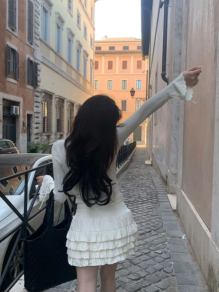 

Женский облегающий трикотажный топ с V-образным вырезом и длинными рукавами, универсальный, модный, черный, для ранней осени