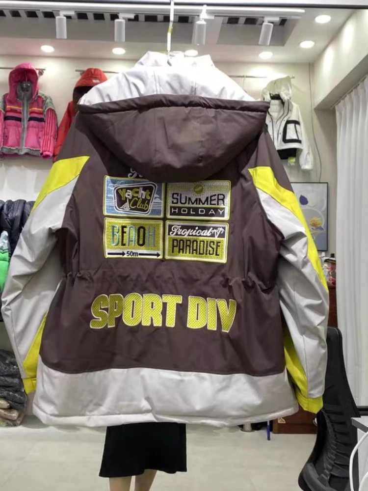 2025年冬 ダウンジャケット レディース 刺繍レターステッチ コントラストコート メンズ レディース カップル ルーズ ホワイトダック パフコート アウター