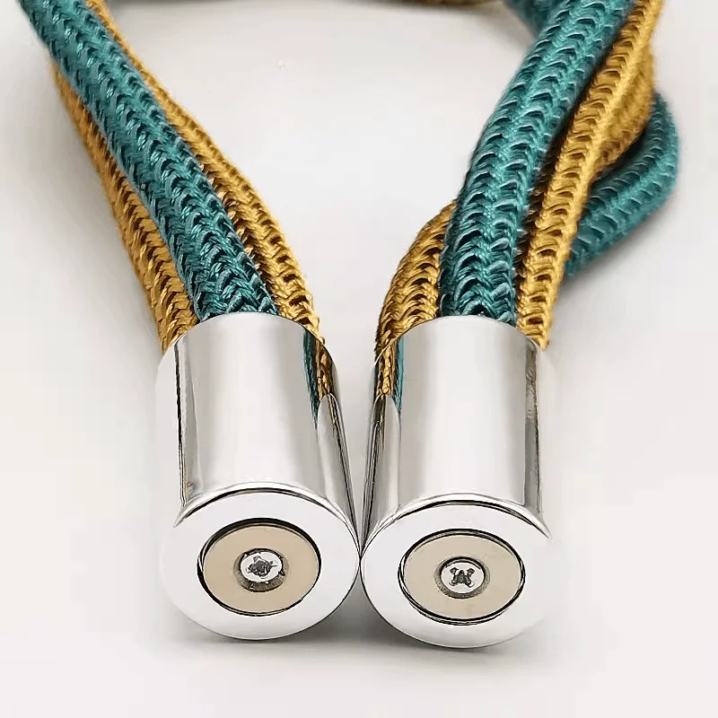 Light luxury Chinese style curtain tiebacks magnetic clip holder suitable for living room and bedroom home decoration.