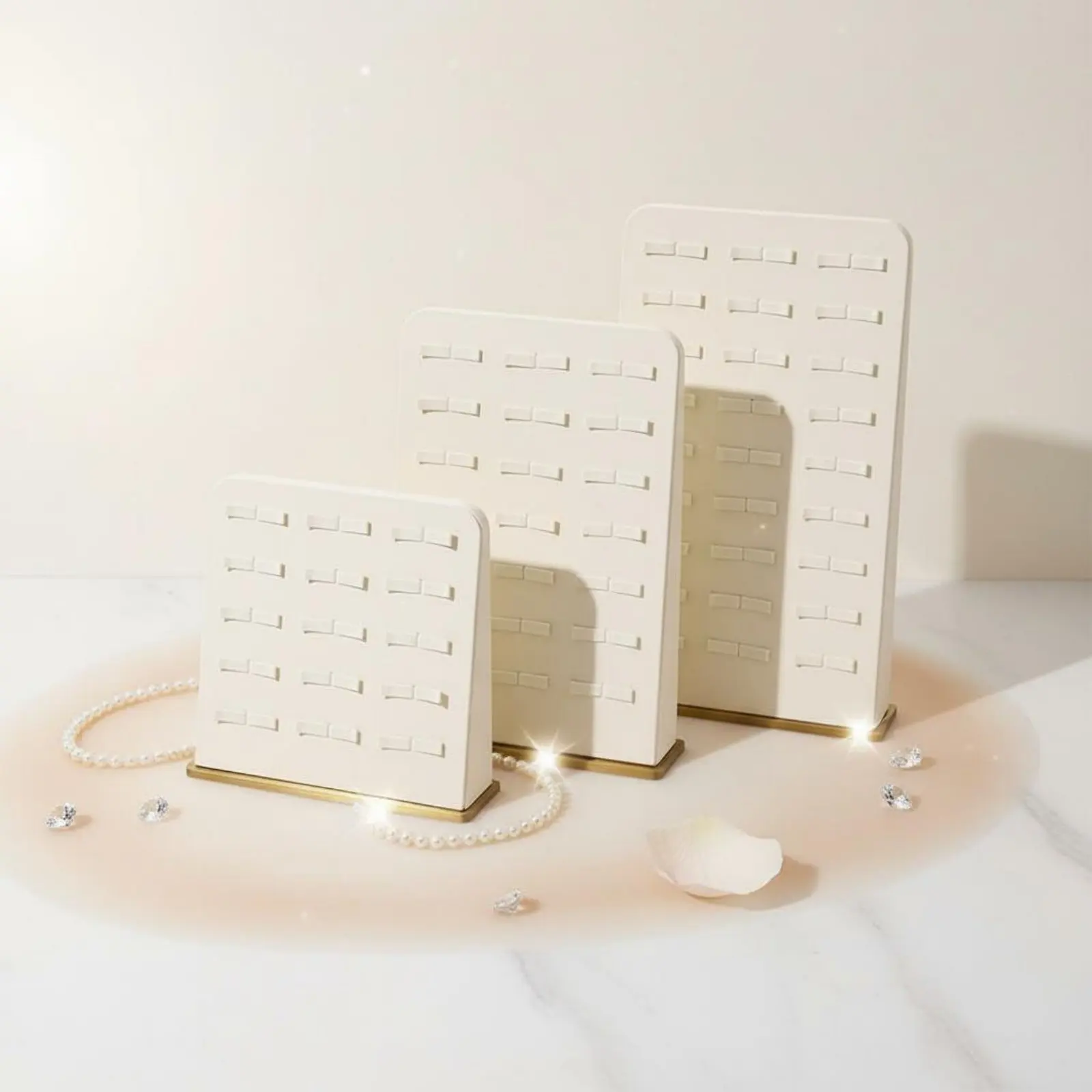 

Microfiber Band Holder Elegant Luxury Design Band Display Board Countertop Jewelry Display Easy Assembly Post Earring Holder