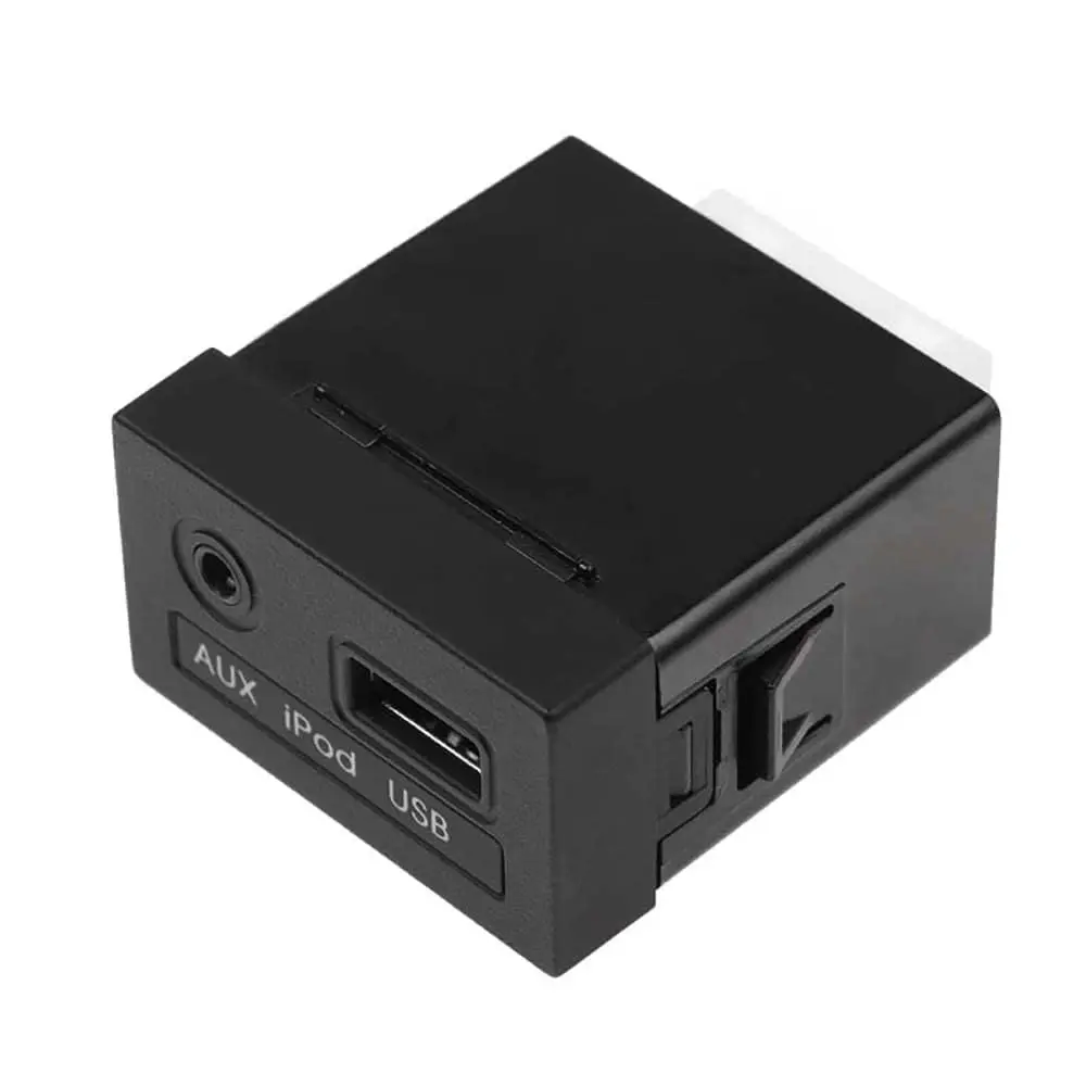 

Разъем Aux и USB в сборе 961203 x000 для консоли Hyundai Avante Elantra 2011-2013 гг.