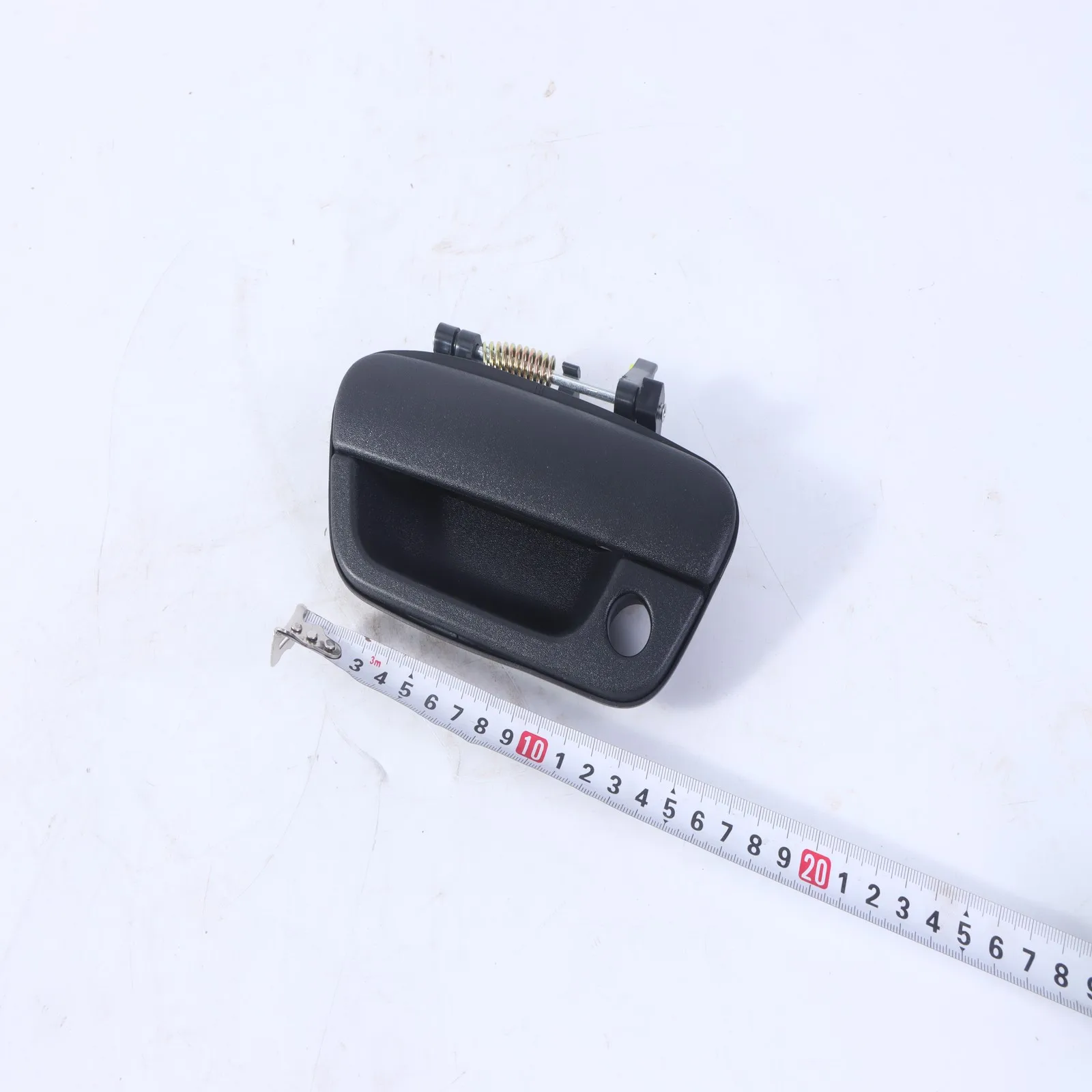 

95964943 Ручка внешней двери передняя левая для Chevrolet Spark 2011-2015 Beat 2017-2020 пластиковая черная