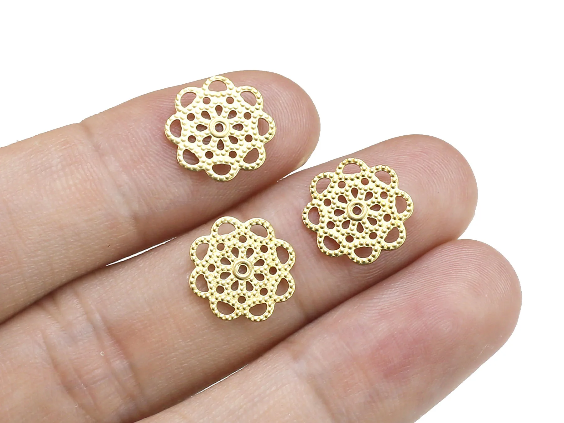 

50pcs Flower Earring Charms, Brass Connector Findings, 12.3x0.6mm, Bracelet Charms, Jewelry Making Supplies R1410