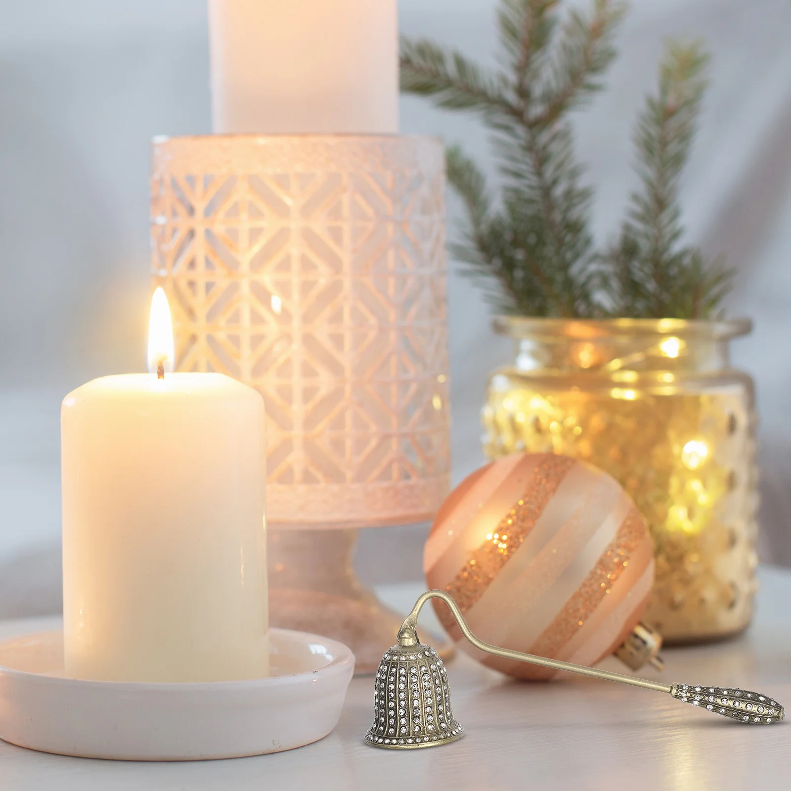 

Snuffer Vintage Rhinestone Zinc Alloy Long Handle Wick Extinguisher Retro Metal Flame Snuffer Tool for Safety