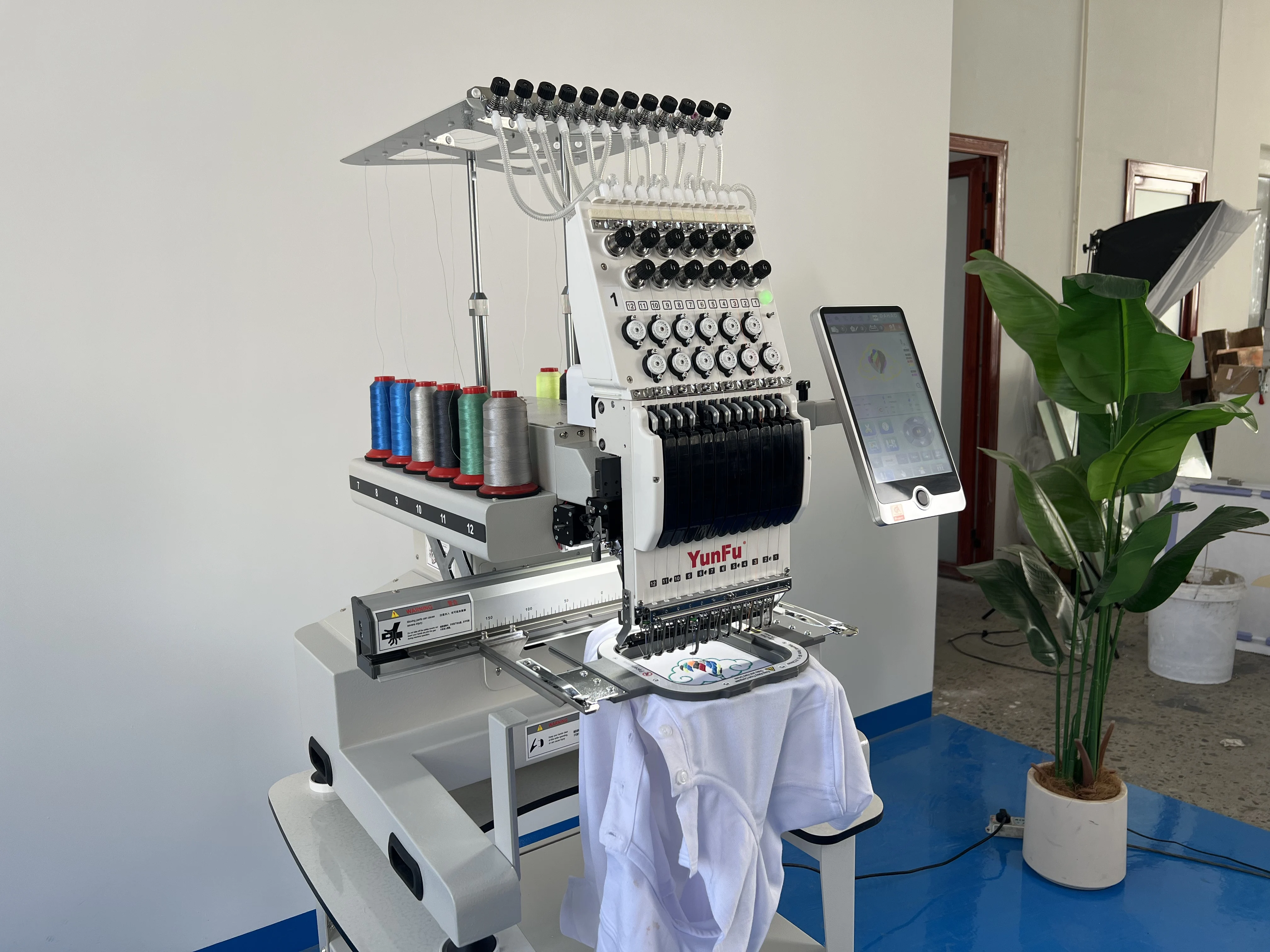 Single Head 12 Needle High Speed Computerized Embroidery Machine For Cap T-shirt Flat Garment Embroider Studio Use