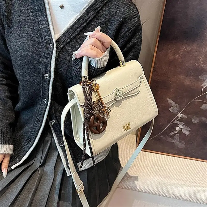 

Сумка в стиле ретро, простые пригородные женские сумки на плечо с подвеской, женская мода, модные сумки через плечо, элегантные минимальные сумки-тоут