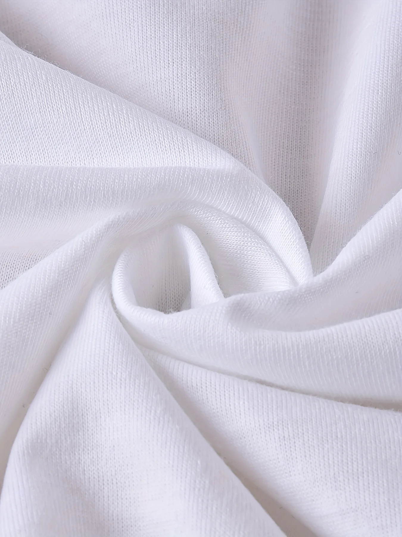 تي شيرت نسائي أبيض كلاسيكي بطباعة كلاسيكية 100% عالية الجودة - رقبة دائرية كاجوال، كم قصير #4