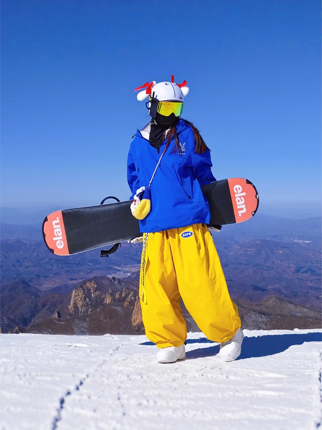 cute-rabbit-ear-skiing-suit-men's-outdoor-newbie-skiing-clothes-windproof-waterproof-loose-ski-pants-for-hiking-and-cam