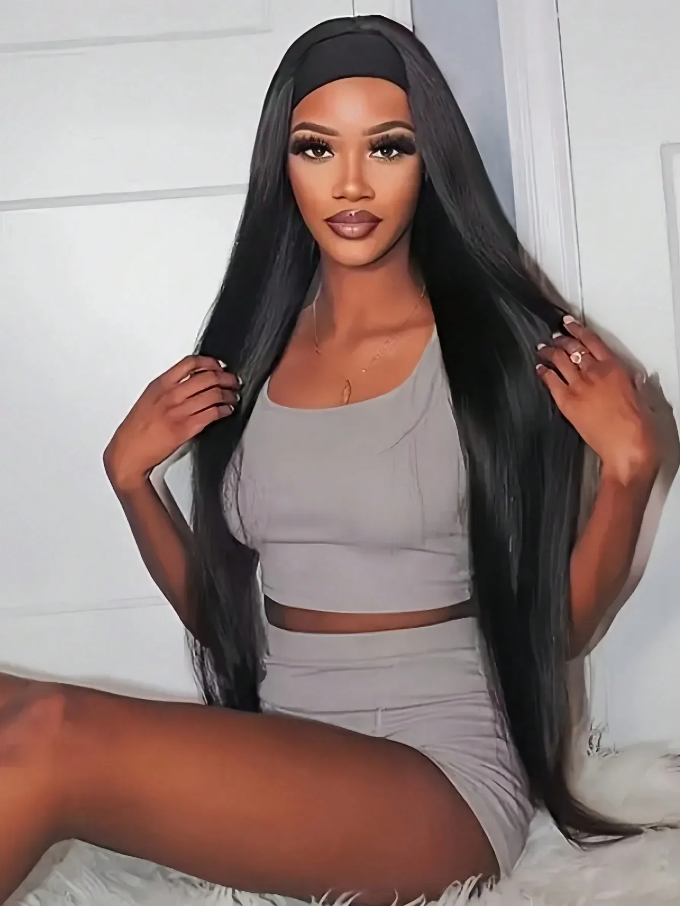 

32 Inch Extra Long Headband Wig, Synthetic Straight Hair Wig, Natural Black Color, With Headband, Long Heat Resistant Fiber Stra