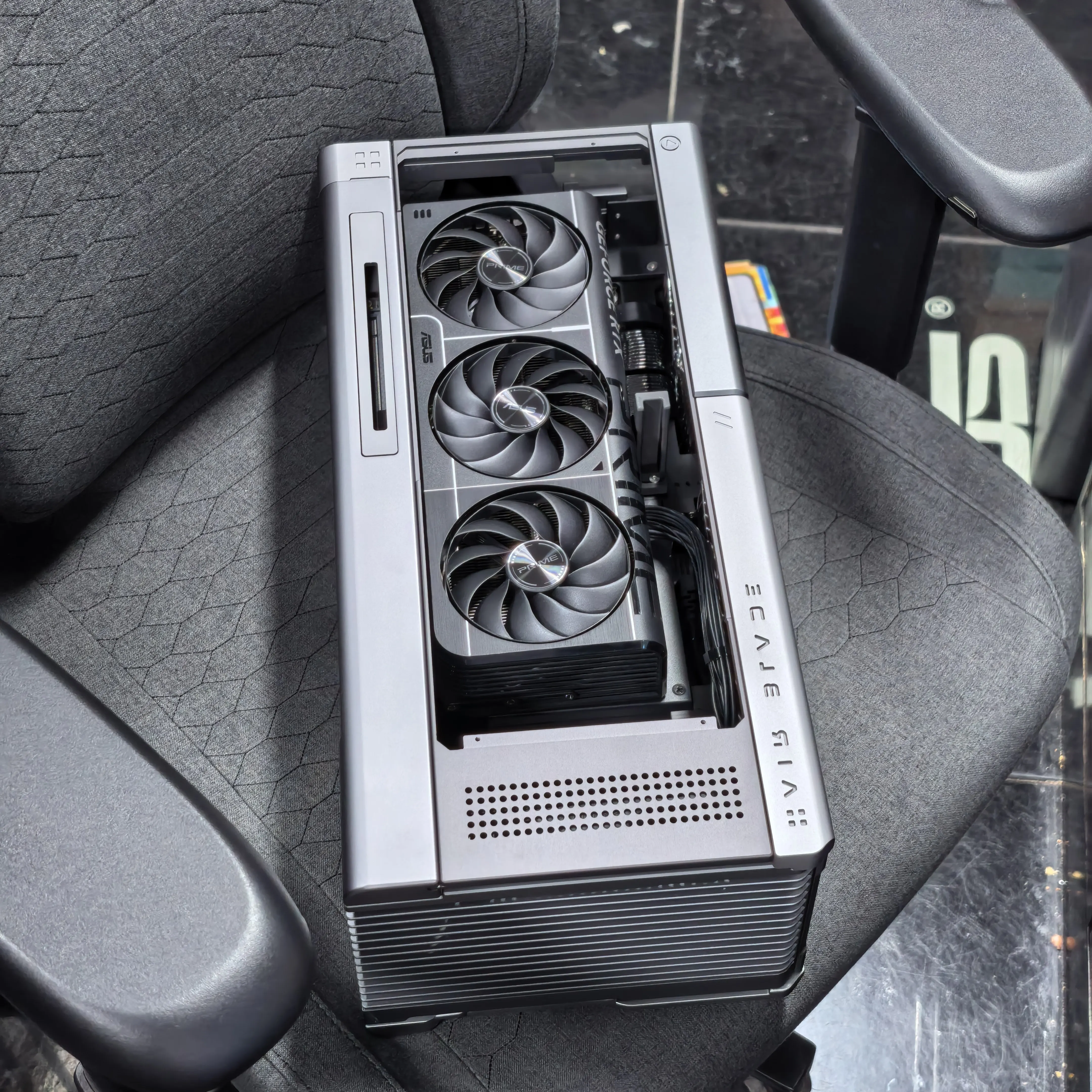 Air blade water cooling 5080 5090 support 9850X3D 9950X3DMini-ITX all-aluminum chassis 16L