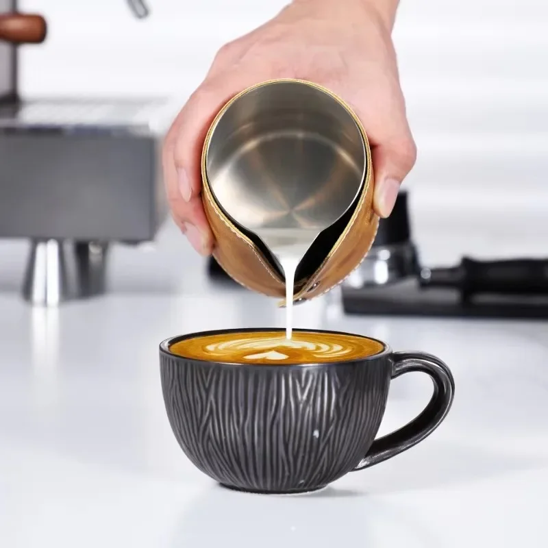 450ML Stainless Steel Pointed Coffee Latte Cup Milk Jug with Leather Cover Milk Foam Cup Coffee Latte Art Cup Barista Tool