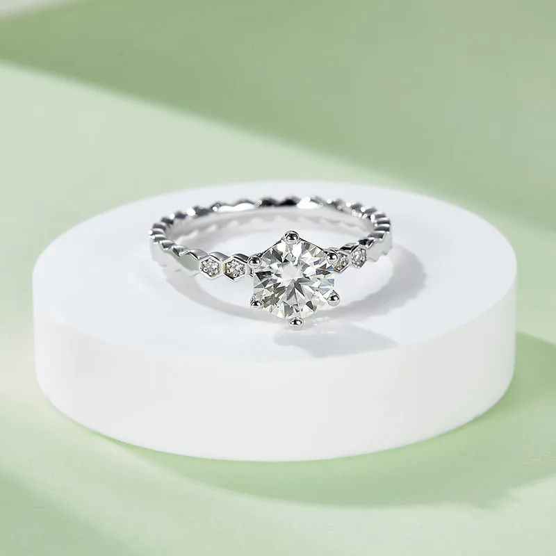 S925 Beehive Collection 1CT Moissanite Engagement Ring for Women - Luxury Fine Jewelry