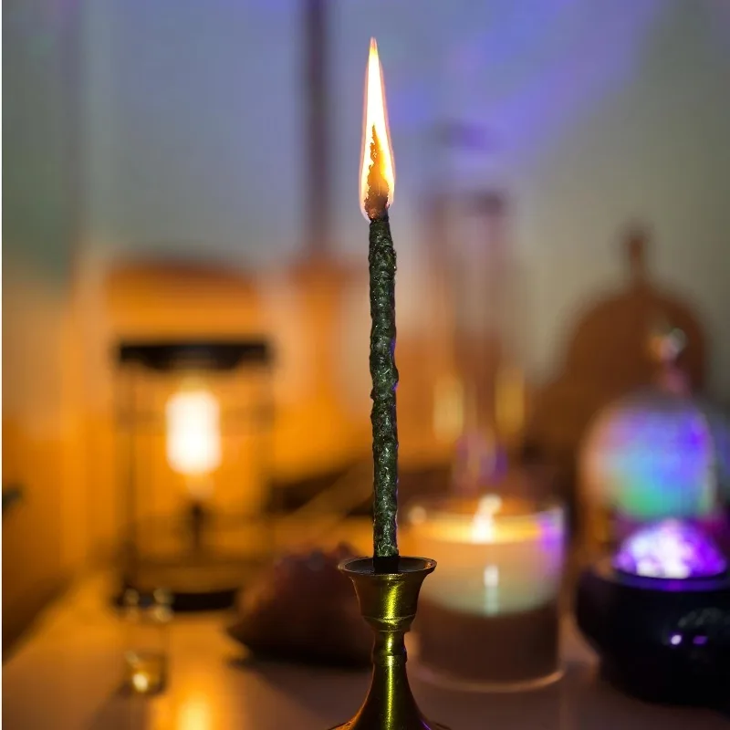 Herbal blend scented candle, with lavender, chamomile, and mint, a home decor item that purifies the air, Christmas