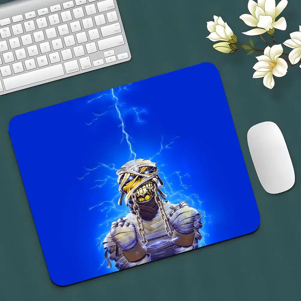 I-Iron Maidens Rock Band Mouse Pad Rubber Antislip Keyboard Pad Mousepad Gaming Accessories XXL Office Computer Mat