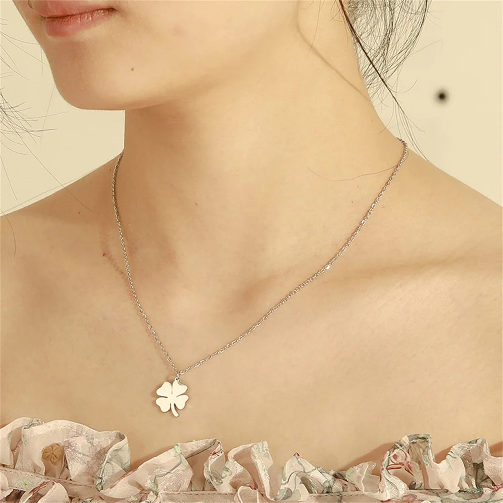 Kkjoy Edelstahl Pflanze Vierblättriges Kleeblatt Anhänger Halskette Mode Elegante Feminine Kurze Schlüsselbein Kette Halskette Schmuck – Detail 5