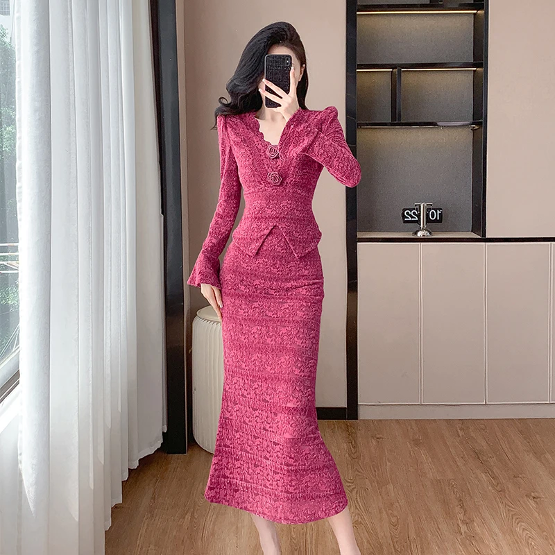 Fashion Autumn Jacquard Lace Two Piece Set New Fashion Women V Neck Rose Red Flare Sleeve Split Tops + Long Party Skirt Suits