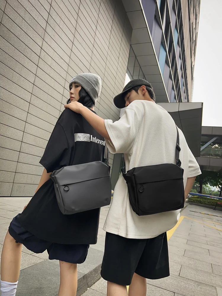

Casual Crossbody Bag for Men 2025 New Faion Street Sle Single oulder Bag Spor Pure Color Student Friendly Ox Cloth