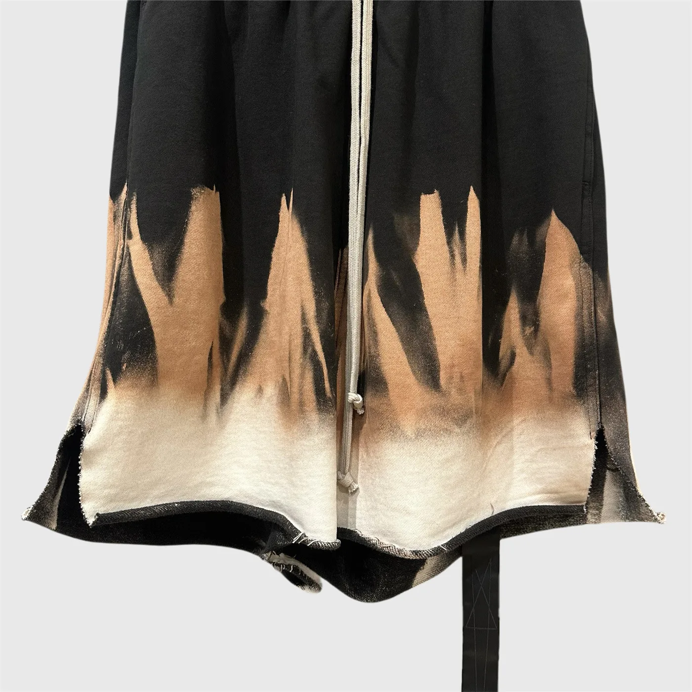 Dark RO Style High Street Elastic Waist Men's Casual Shorts High Street Style Tie Dye Washed Frayed Shorts Hip-hop Style Shorts