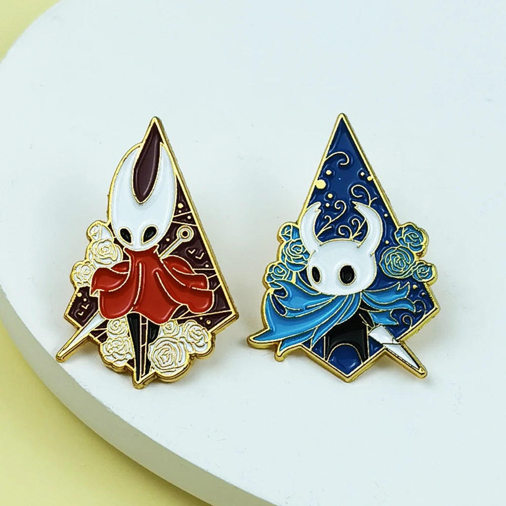 لعبة الجوف فارس Silksong الدبور تأثيري بروش الكرتون المعادن شارة مينا ظهره دبابيس مجوهرات اكسسوارات #3