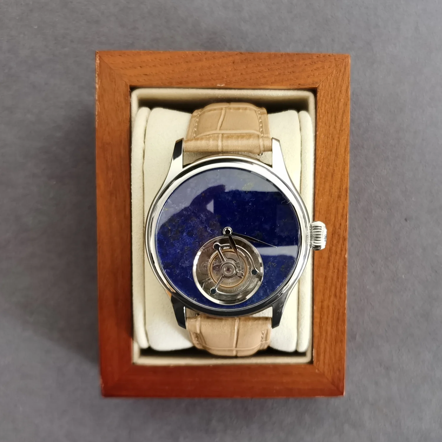 Jacques Genry Herren-Tourbillon-Uhr, 42 mm, Handaufzug, mechanische Armbanduhr, Saphirspiegel, Lederarmband