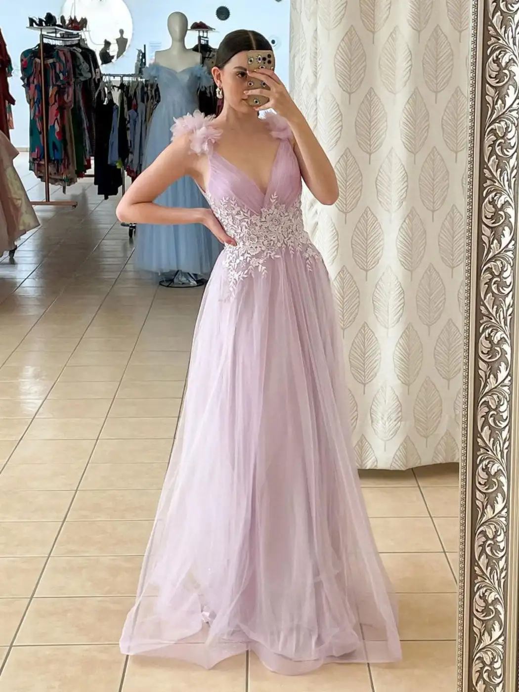 Lilac Prom Dresses Ivory Lace Applique Glitters Tulle Pleats V Neck Evening Formal Party Gowns Special Occasion Dress Backless