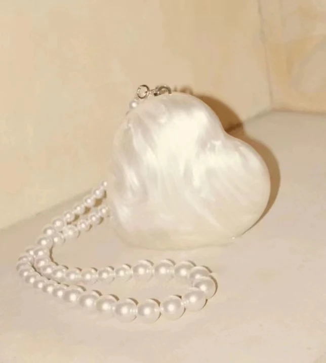 Women Acrylic heart bag cute pearl Evening Clutch Bag with strap For Wedding Party Luxury Purses And Handbags Designer