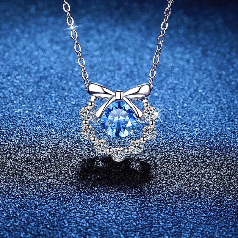 Platinum PT950 18K Gold Necklace Imported From The United States, Colored Moissanite 1 Carat Dynamic Bow Moissanite Necklace