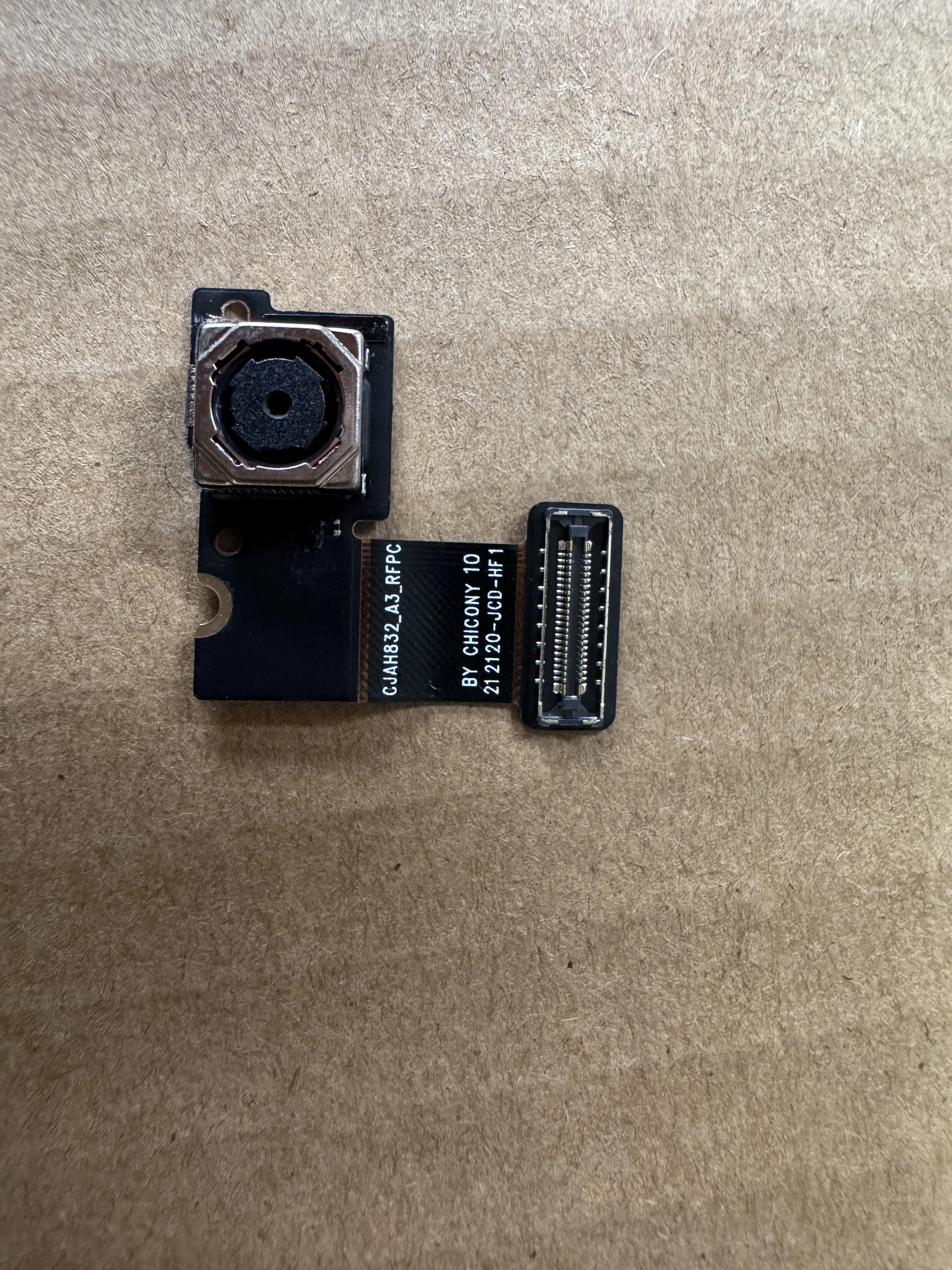 

Для модуля задней камеры Dell Latitude 7200 2-в-1