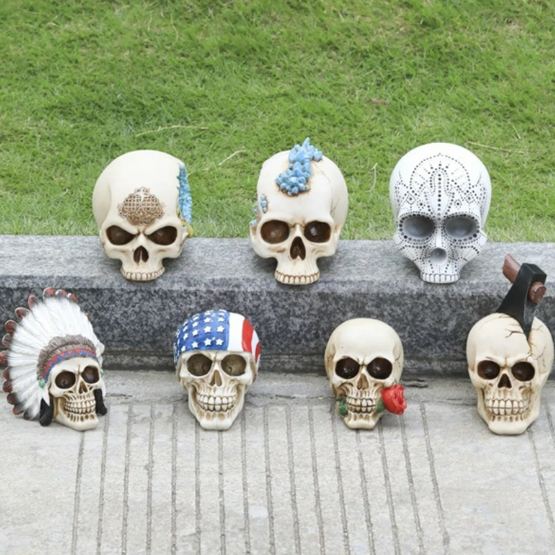 Mini Harz Schädel Dekor Outdoor Schreibtisch Dekoration Halloween Geschenk Cartoon Scary Tier Schädel Indoor Ornamente Handwerk Dekoration Neue