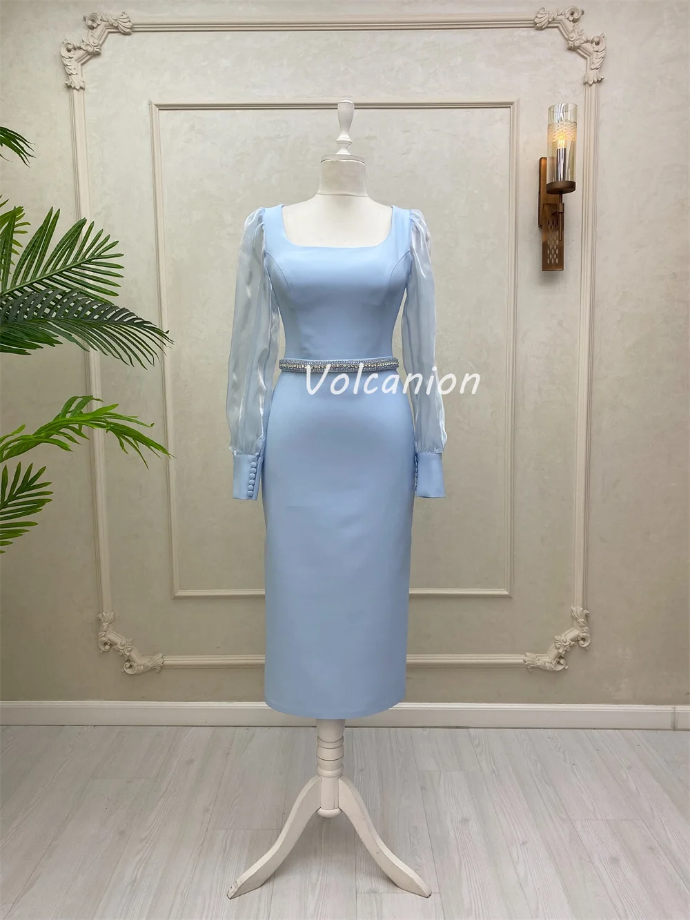 Gaun Panjang Teh Leher Persegi Lurus Kancing Manik-manik Berlian Imitasi Jersey Berkilau Kasual Kustom Gaun Acara Pesanan Khusus Seksi