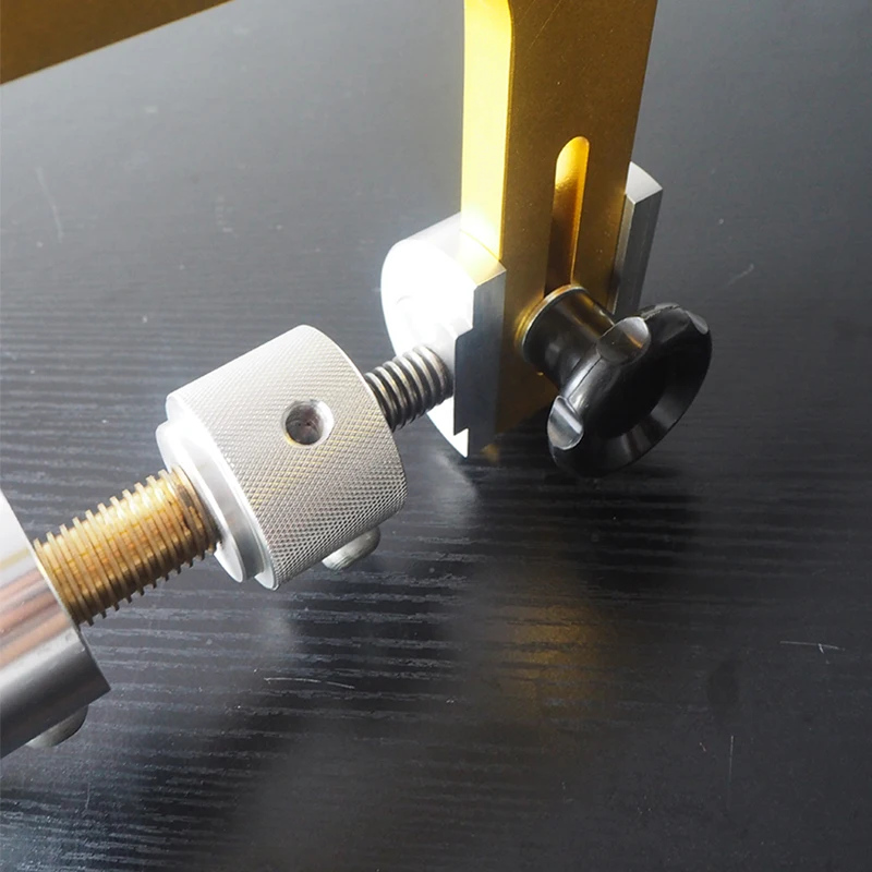 360 Degree Rotary Pipe Scraper Stainless Steel Manual Oxide Layer Removal Scraper for 75-200 PE Natural  Water Pipe