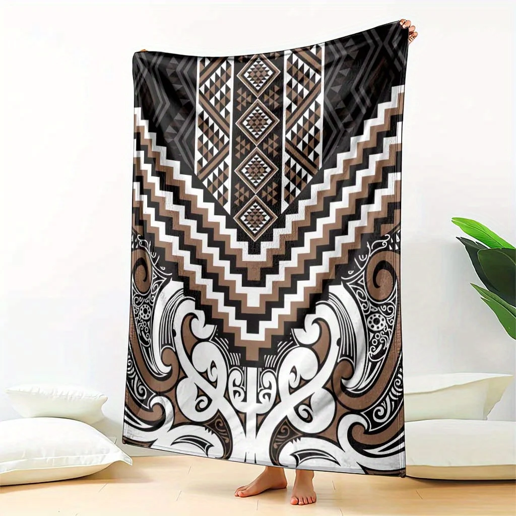 1pc Maori Tribal Tukutani Pattern Flannel Blanket - Contemporary Geometric Design, Soft Lightweight & Quick-Dry, All-Season Use